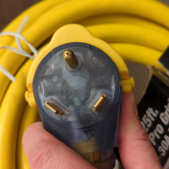 Camper /RV Extension Cord - Picture 3 of 4